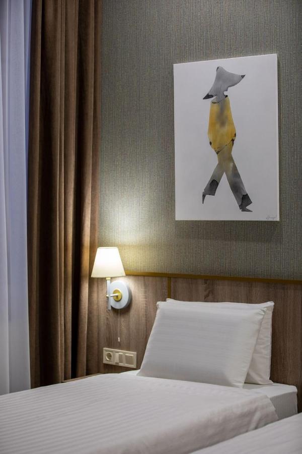 Four Rooms City ハルキウ エクステリア 写真